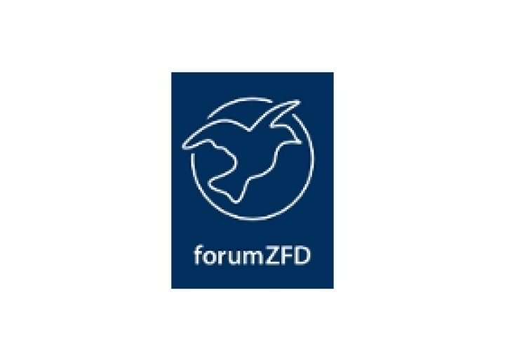 forumzfd-logo-mittel-200x280px_1.jpg