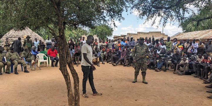 uganda-maenner-dialog-artikel.jpeg